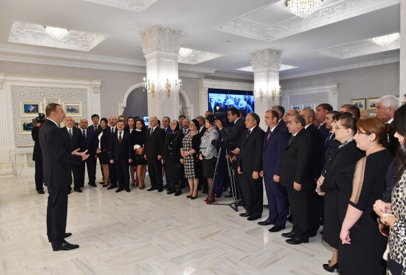 Prezident İlham Əliyev Xırdalanda Heydər Əliyev Mərkəzinin açılışında iştirak edib (FOTO)