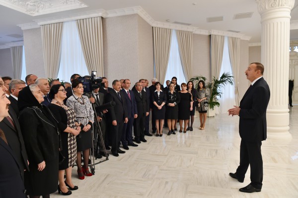 Prezident İlham Əliyev Xırdalanda Heydər Əliyev Mərkəzinin açılışında iştirak edib (FOTO)