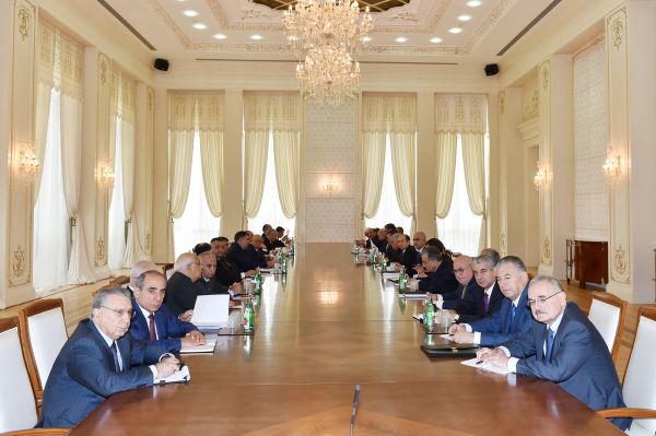 Prezident İlham Əliyev: Azərbaycanın valyuta ehtiyatı 53 milyard dollara çatıb (ƏLAVƏ OLUNUB 2) (FOTO)