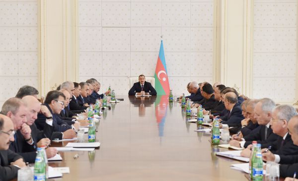 Prezident İlham Əliyev: Azərbaycanın valyuta ehtiyatı 53 milyard dollara çatıb (ƏLAVƏ OLUNUB 2) (FOTO)