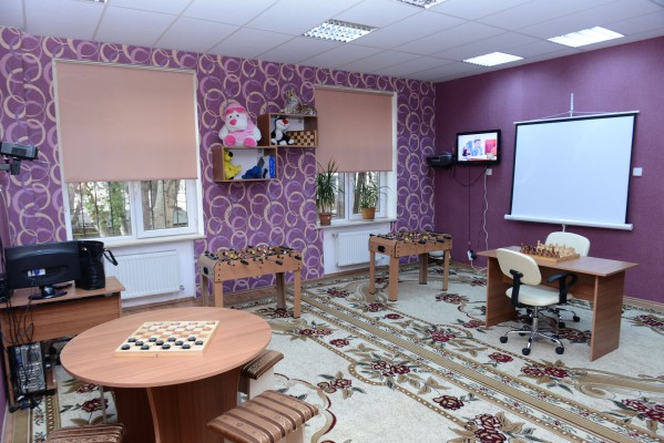 Leyla Əliyeva sağlamlıq imkanları məhdud uşaqlar üçün 5 nömrəli respublika xüsusi internat məktəbində olub (FOTO)