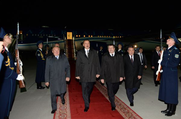 Azərbaycan Prezidenti İlham Əliyev Minskə səfərə gəlib (FOTO)