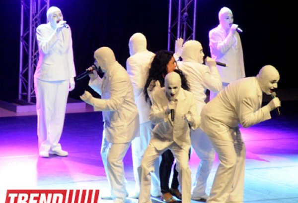 Heydər Əliyev Mərkəzində "Voca People" qrupunun möhtəşəm kosmik gecəsi keçirilib (FOTO)