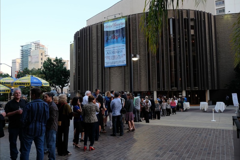 Kaliforniyada "Yeddi Gözəl" baleti böyük uğurla nümayiş etdirilib  (FOTO)