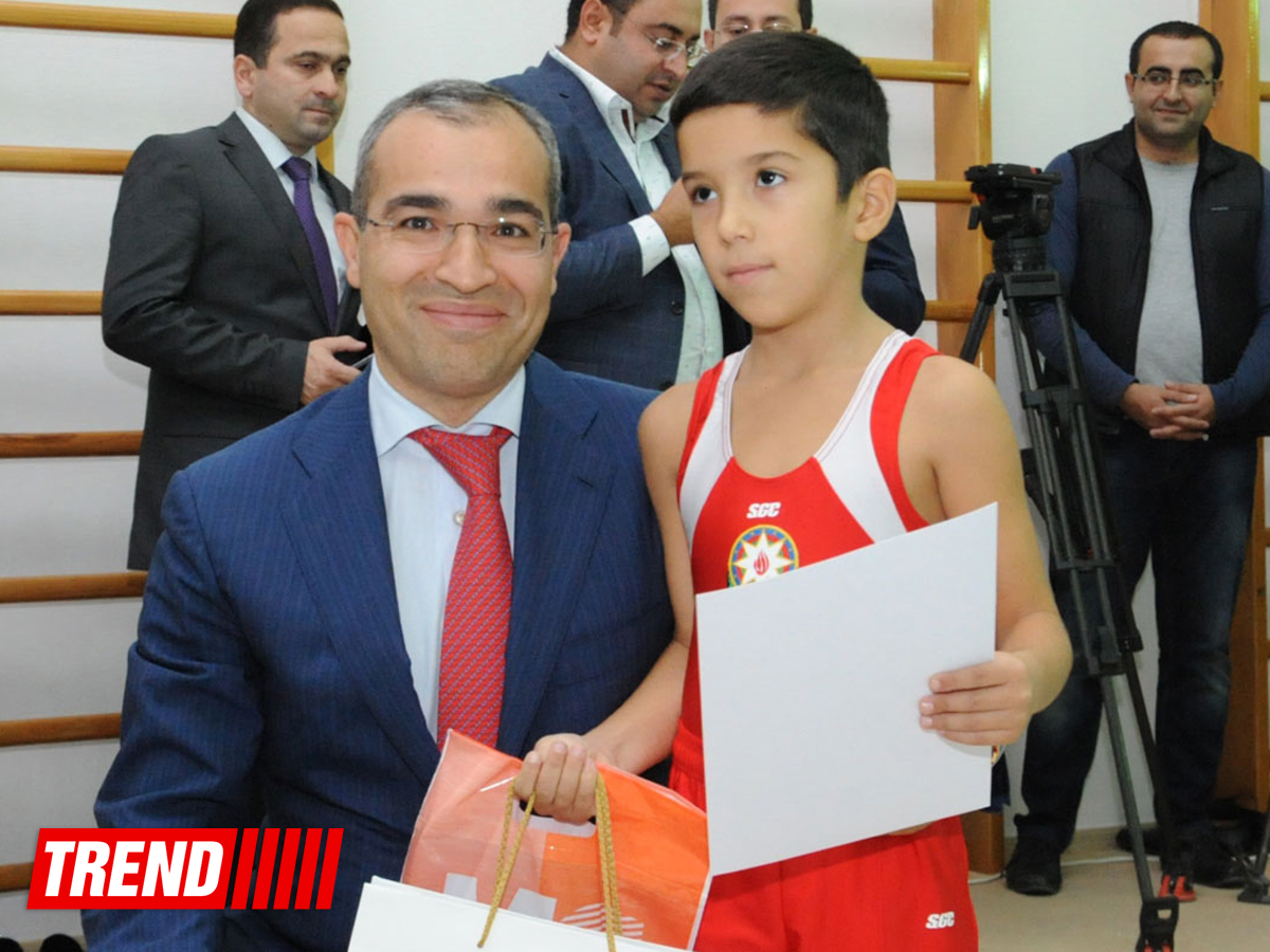 Bakı Gimnastika Məktəbində "Gimnastika axşamı" keçirilib (FOTO)