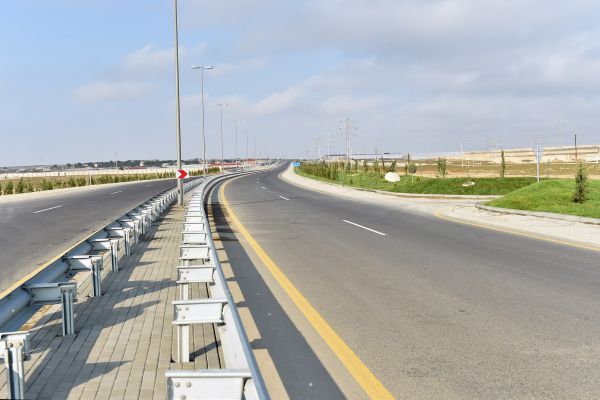 Prezident İlham Əliyev Qala-Pirallahı avtomobil yolunun birinci hissəsinin açılışında iştirak edib  (FOTO)