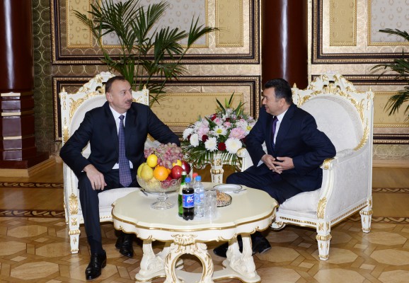 Azərbaycan Prezidenti İlham Əliyev Tacikistana rəsmi səfərə gəlib (FOTO)