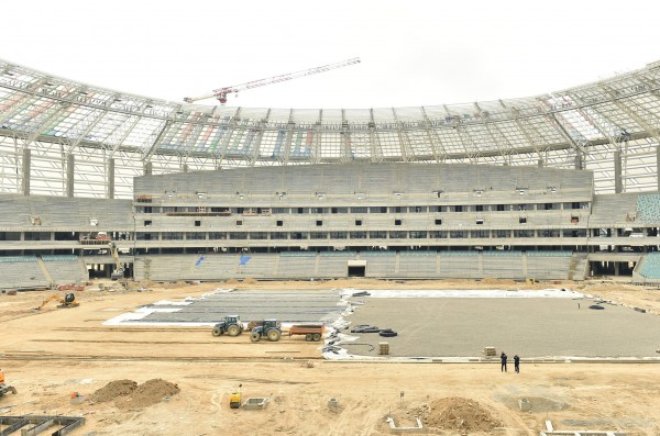 Prezident İlham Əliyev və xanımı Bakı Olimpiya Stadionunda tikinti işlərinin gedişi ilə tanış olublar (FOTO)