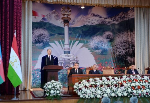 Prezident İlham Əliyevə Tacikistan Milli Universitetinin Fəxri Doktoru diplomu təqdim olunub (ƏLAVƏ OLUNUB) (FOTO)
