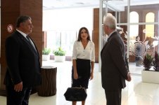 Mehriban Əliyeva Avropa Oyunları Əməliyyat Komitəsinin ofisində yaradılan şəraitlə tanış olub (FOTO)