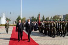 Azərbaycan Prezidenti İlham Əliyevin Düşənbədə rəsmi qarşılanma mərasimi olub (FOTO)