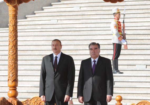 Azərbaycan Prezidenti İlham Əliyevin Düşənbədə rəsmi qarşılanma mərasimi olub (FOTO)