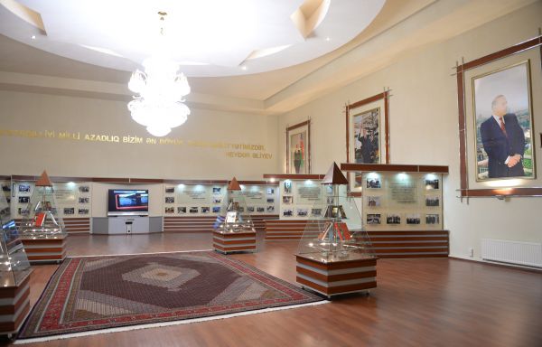 İlham Əliyev və xanımı Daşkəsəndə Heydər Əliyev Mərkəzinin açılışında iştirak ediblər (FOTO)