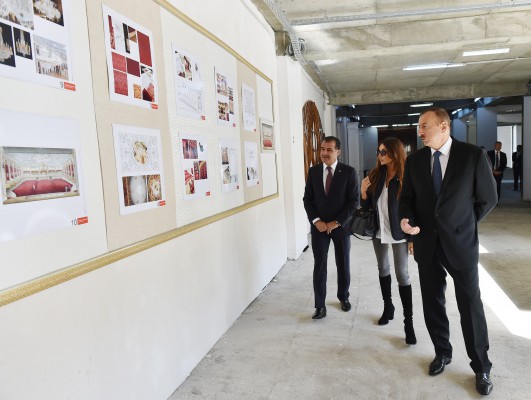 İlham Əliyev və xanımı Gəncə Dövlət Filarmoniyasının binasında tikinti işlərinin gedişi ilə tanış olublar (FOTO)