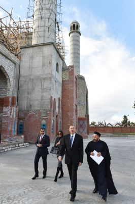 İlham Əliyev və xanımı Gəncədəki “İmamzadə” kompleksində aparılan təmir-bərpa və tikinti işlərinin gedişi ilə tanış olublar (FOTO)