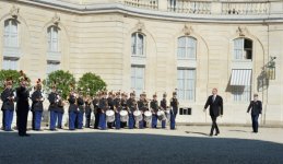 Azərbaycan və Fransa prezidentləri Dağlıq Qarabağ münaqişəsini müzakirə etdilər (FOTO)