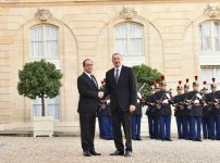 Azərbaycan və Fransa prezidentləri Dağlıq Qarabağ münaqişəsini müzakirə etdilər (FOTO)