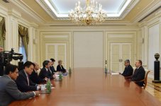 İlham Əliyev Asiya İnkişaf Bankının prezidentinin başçılıq etdiyi nümayəndə heyətini qəbul edib