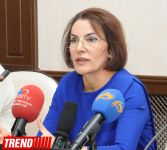 Azərbaycan mahnıları bir kitabda cəmləndi (FOTO)