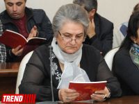 Azərbaycan mahnıları bir kitabda cəmləndi (FOTO)