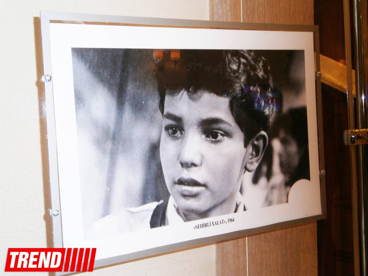 "Sehirli xalat"ın 50 illik yubileyi (FOTO)