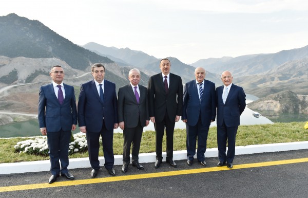 Prezident İlham Əliyev: “Azərbaycan xalqın iradəsi ilə idarə olunur” (FOTO)