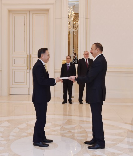 İlham Əliyev bir sıra ölkələrin səfirlərinin etimadnaməsini qəbul edib (ƏLAVƏ OLUNUB) (FOTO)