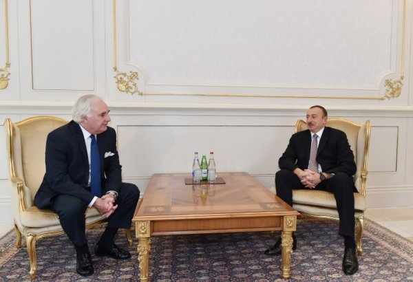 İlham Əliyev Malta və İspaniya səfirlərinin etimadnaməsini qəbul edib (FOTO)