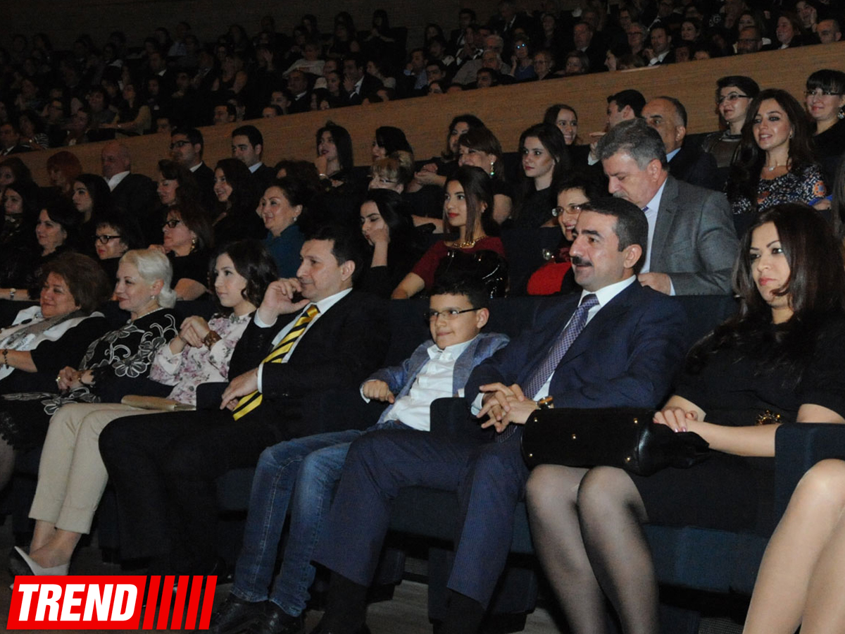 Avropanın ən yaxşı kollektivi Heydər Əliyev Mərkəzində Ştrausun ölməz əsərlərini təqdim etdi (FOTO)