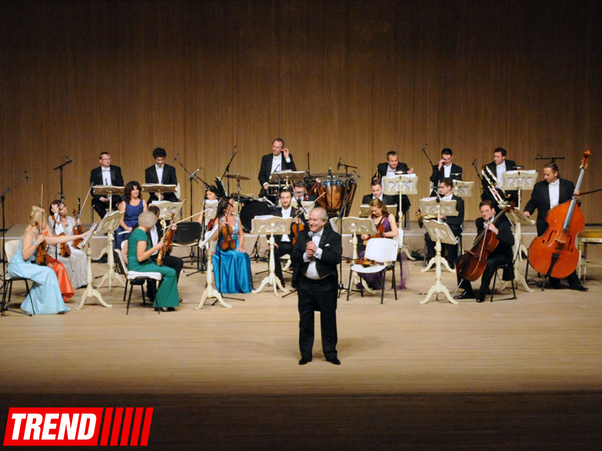 Avropanın ən yaxşı kollektivi Heydər Əliyev Mərkəzində Ştrausun ölməz əsərlərini təqdim etdi (FOTO)