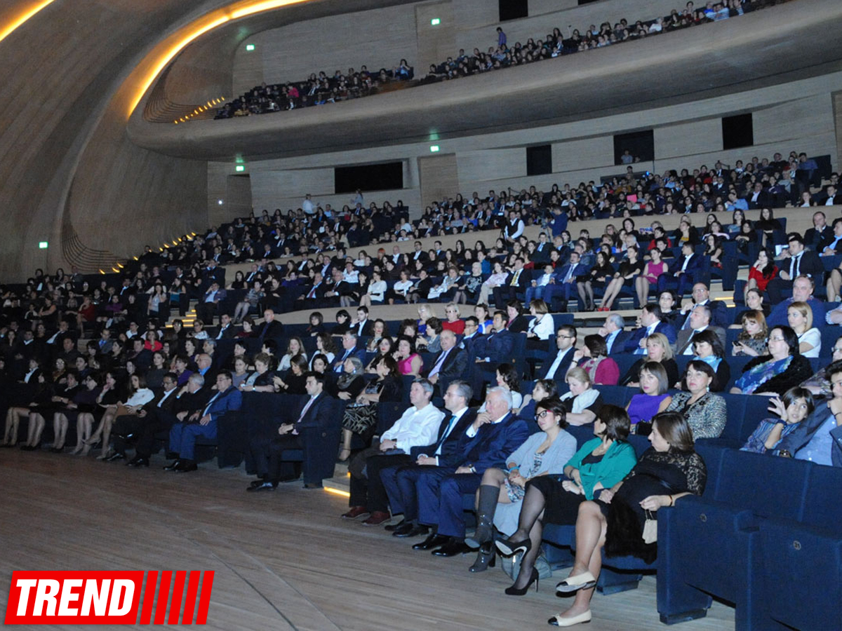 Avropanın ən yaxşı kollektivi Heydər Əliyev Mərkəzində Ştrausun ölməz əsərlərini təqdim etdi (FOTO)
