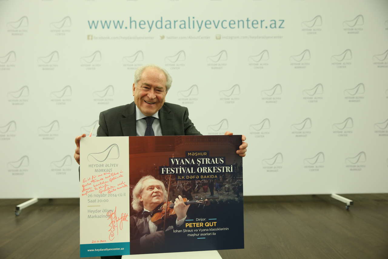 Avropanın ən yaxşı kollektivi Heydər Əliyev Mərkəzində Ştrausun ölməz əsərlərini təqdim etdi (FOTO)