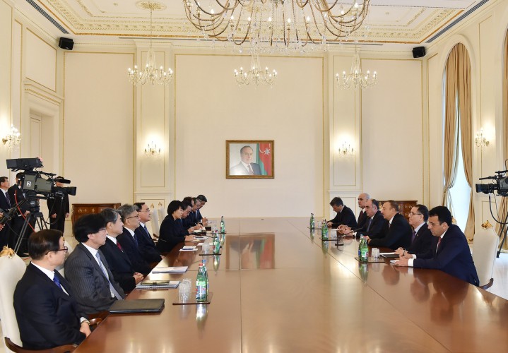 Prezident İlham Əliyev:  Azərbaycan və Koreya əlaqələri inkişaf üçün yaxşı potensiala malikdir (FOTO)