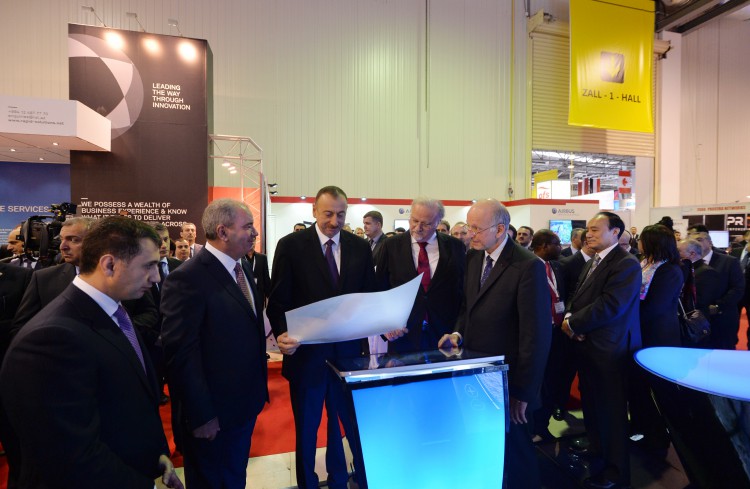 Prezident İlham Əliyev "Bakutel-2014" sərgisinin rəsmi açılışında iştirak edib  (FOTO)