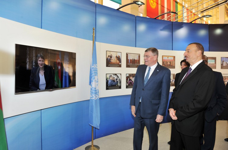 Prezident İlham Əliyev "Bakutel-2014" sərgisinin rəsmi açılışında iştirak edib  (FOTO)