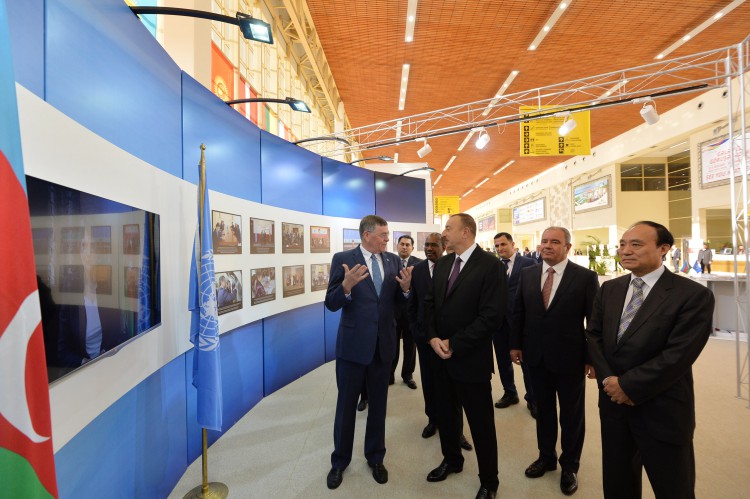 Prezident İlham Əliyev "Bakutel-2014" sərgisinin rəsmi açılışında iştirak edib  (FOTO)