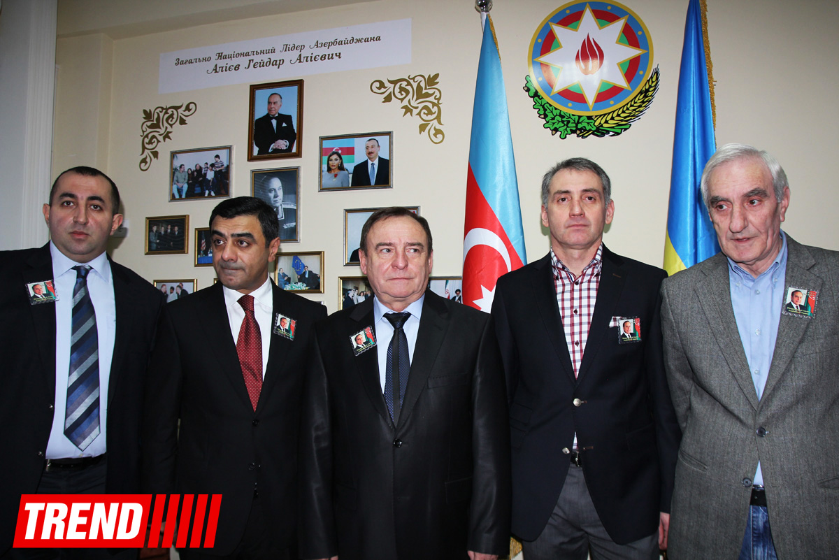 Ukraynanın Truskavets şəhərində ümummilli lider Heydər Əliyevə həsr olunan guşə yaradılıb (FOTO)