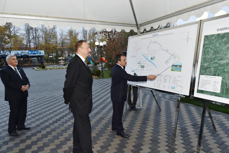 Prezident İlham Əliyev Sabirabad şəhərinə içməli suyun verilməsi mərasimində iştirak edib  (FOTO)