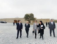 Birinci xanım Mehriban Əliyeva “Atəşgah məbədi” Dövlət Tarix-Memarlıq Qoruğunda olub (FOTO)