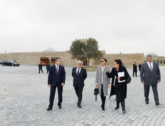 Birinci xanım Mehriban Əliyeva “Atəşgah məbədi” Dövlət Tarix-Memarlıq Qoruğunda olub (FOTO)
