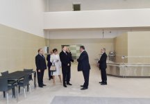 Prezident İlham Əliyev və xanımı Heydər Əliyev adına İdman-Konsert Kompleksində aparılan təmir işlərinin gedişi ilə tanış olublar (FOTO)