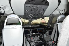 Prezident İlham Əliyev və xanımı Heydər Əliyev Beynəlxalq Aeroportunda yeni gətirilmiş "Boeing-787-8" sərnişin təyyarəsinə baxıblar  (FOTO)