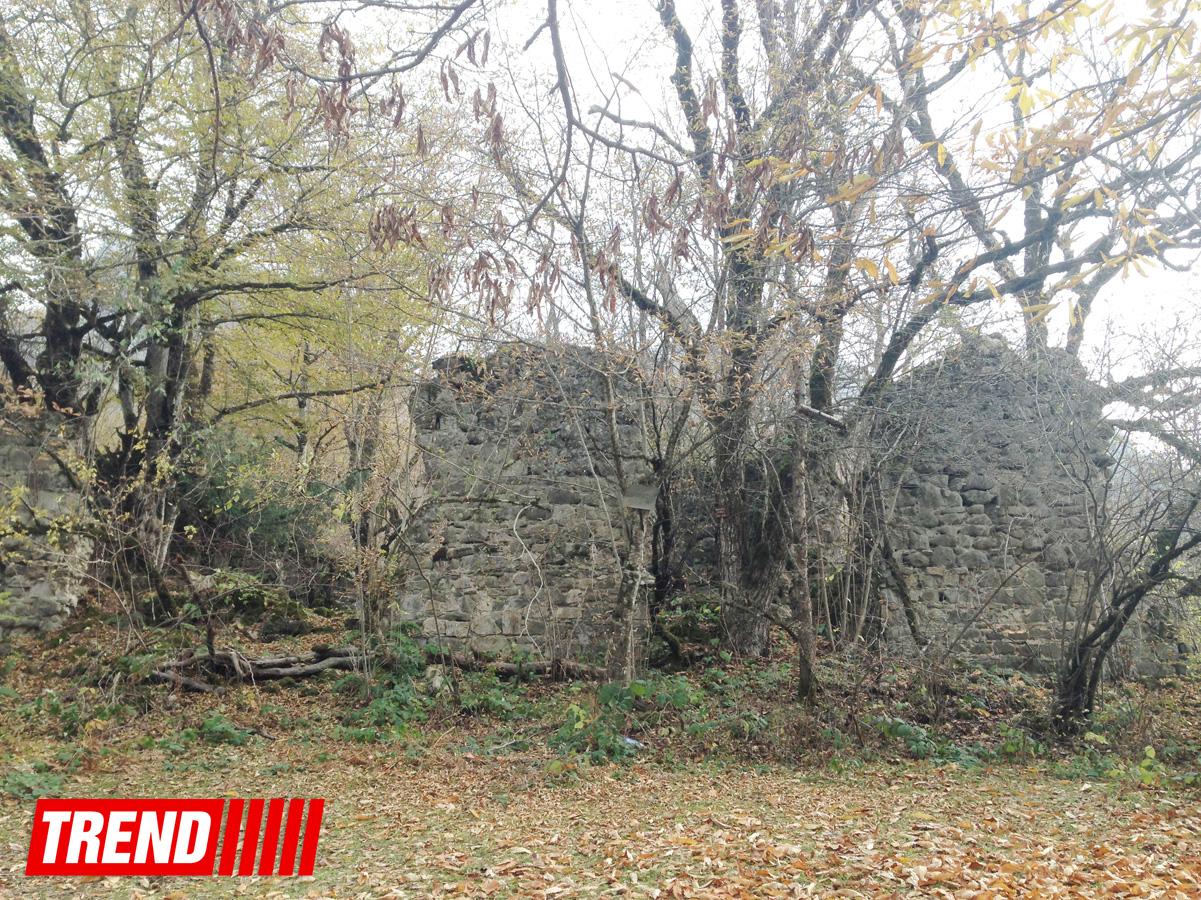 Sirli Azərbaycan: "Qırxqız" qəsri (FOTO)