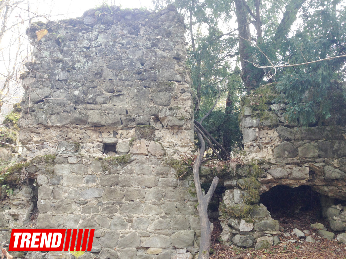 Sirli Azərbaycan: "Qırxqız" qəsri (FOTO)