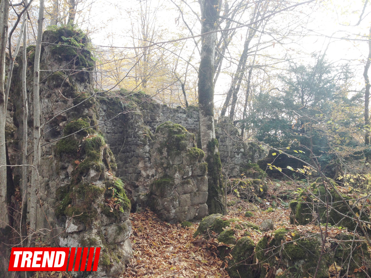 Sirli Azərbaycan: "Qırxqız" qəsri (FOTO)
