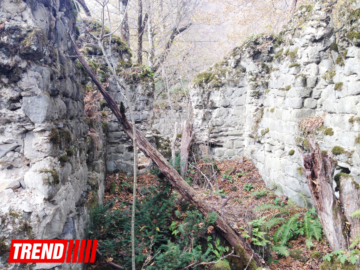 Sirli Azərbaycan: "Qırxqız" qəsri (FOTO)