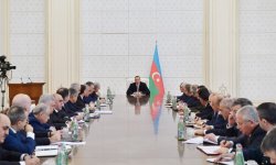 Prezident İlham Əliyev: Nə neftin qiymətinin düşməsi, nə böhranlar Azərbaycanın sürətli inkişafına təsir edə bilməz (FOTO)