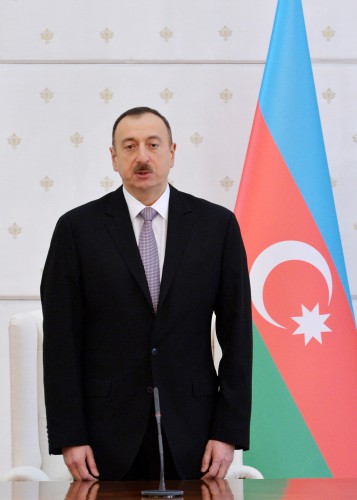 Prezident İlham Əliyevin sədrliyi ilə Nazirlər Kabinetinin iclası keçirildi (FOTO)