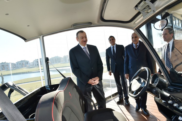 Prezident İlham Əliyev "Xəyal Adası" layihəsi üzrə görülən işlərin gedişi ilə tanış olub (FOTO)