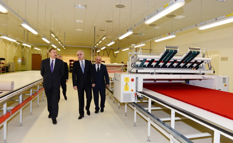 Prezident İlham Əliyev: Azərbaycanda heç bir çətinlik gözlənilmir (FOTO)
